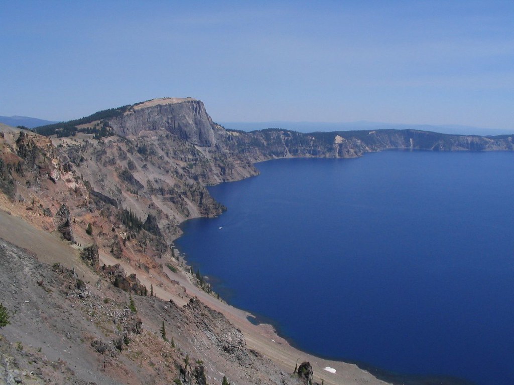 Crater Lake Rim Trail
