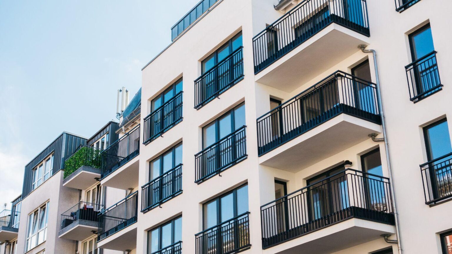 Before Choosing a Guadalajara Apartment, Consider These
Factors